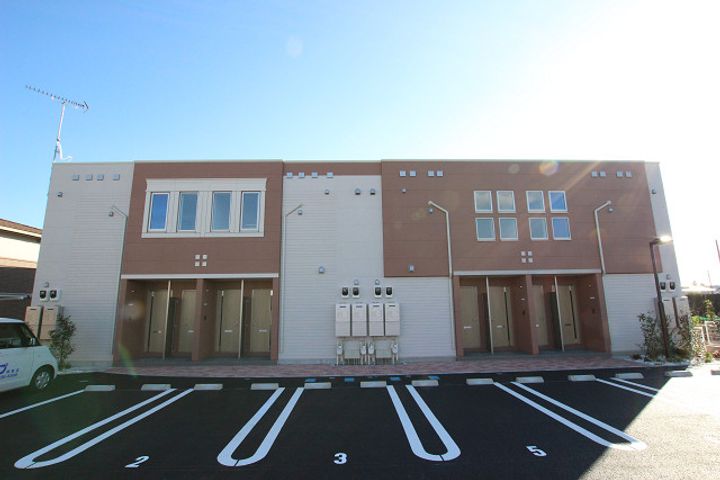 NFコーポ1号館の外観