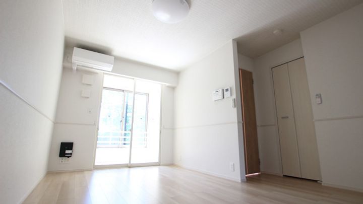 ウエクンロイテⅡの居間