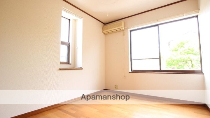 鷲巣ドリームハイツ101の居間