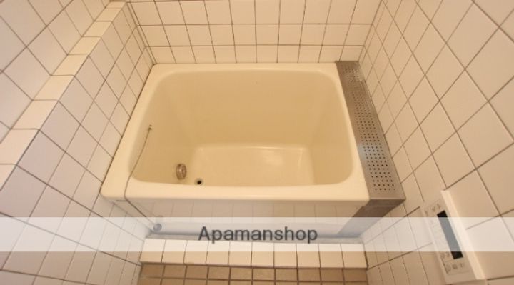 レインボーハウス勾当水4号棟405の内装