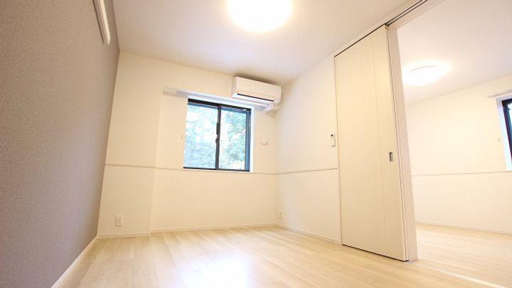 バイリンの内装