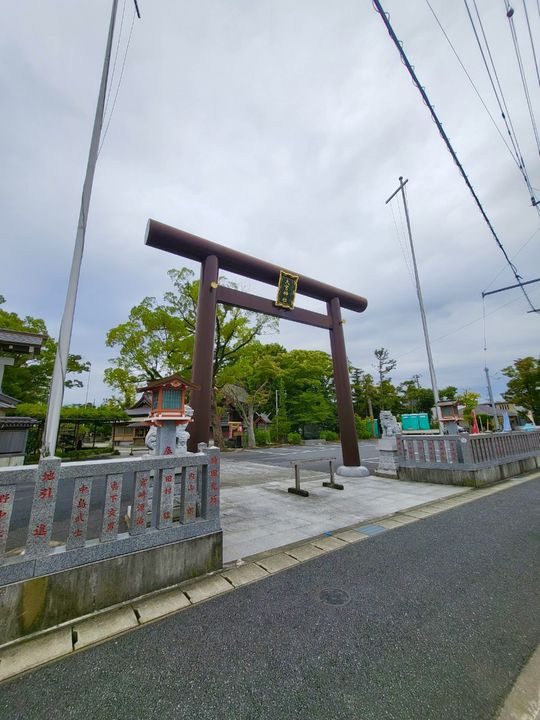 メゾンドールの周辺