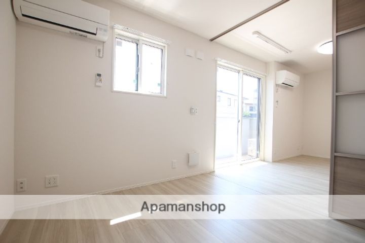 千葉県千葉市緑区誉田町1丁目の賃貸アパートの内装