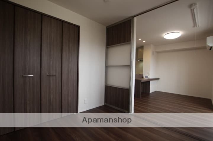 千葉県千葉市緑区誉田町1丁目の賃貸アパートの内装