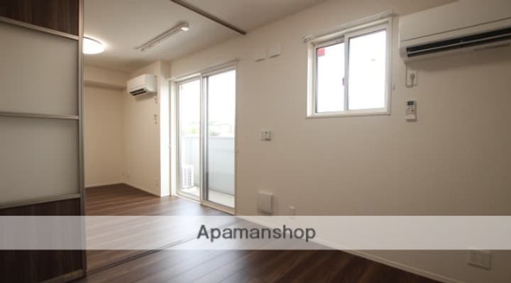 千葉県千葉市緑区誉田町1丁目の賃貸アパートの内装