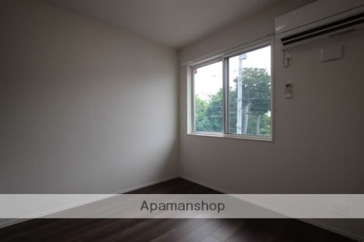 千葉県千葉市緑区誉田町1丁目の賃貸アパートの内装