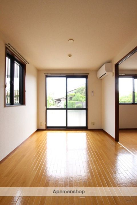 ファーストハイツ103の居間