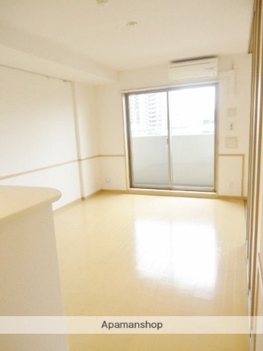 千葉県千葉市緑区おゆみ野南2丁目の賃貸マンションの居間