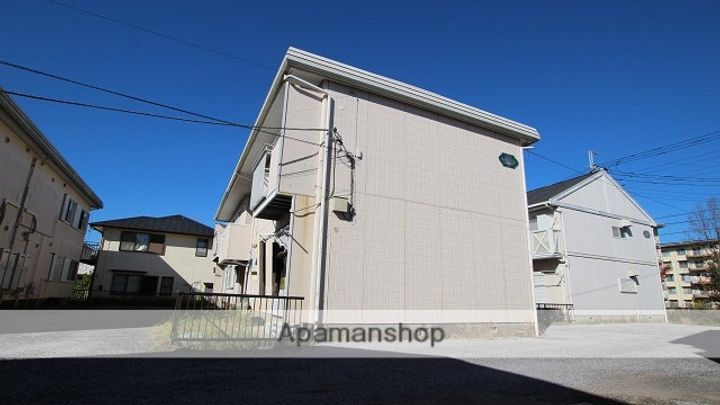 ガーデンハイツC棟102の外観