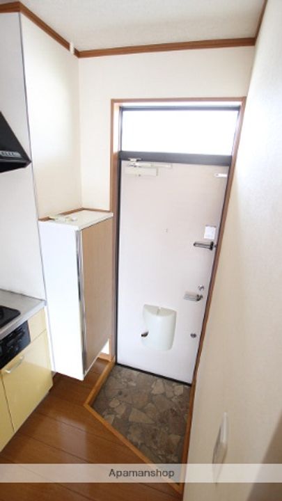 サンヴェール下永吉の玄関