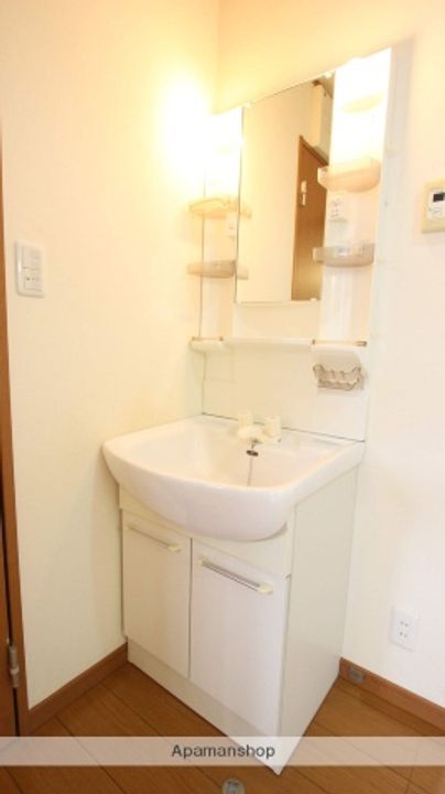 サンヴェール下永吉のその他画像