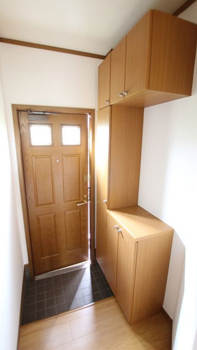 グレースコート3の玄関