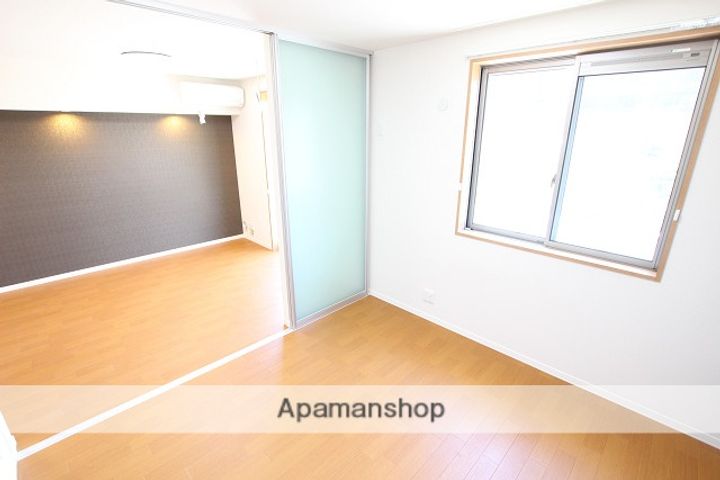 シャーメゾン壱番館202の内装
