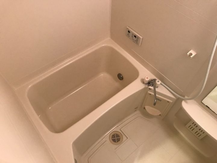 ル・シェモアの風呂