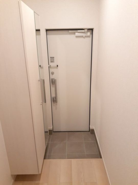 ローズグラスⅡの玄関