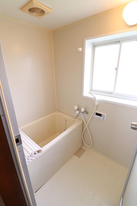 ハイツ明和 B棟の風呂