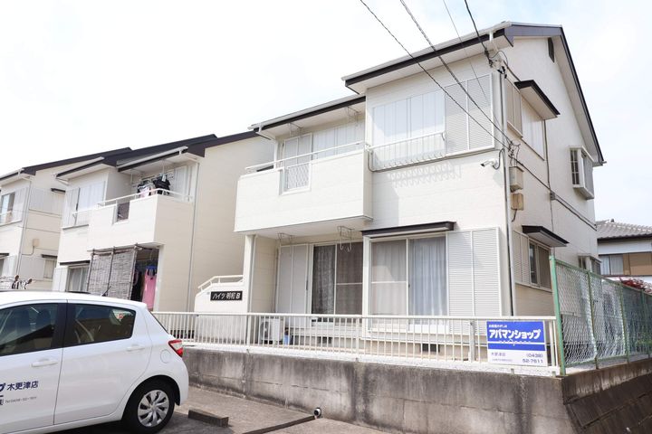 ハイツ明和 B棟の外観