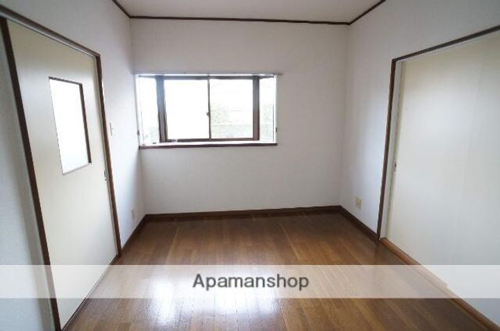 エスポワール桜井202の居間