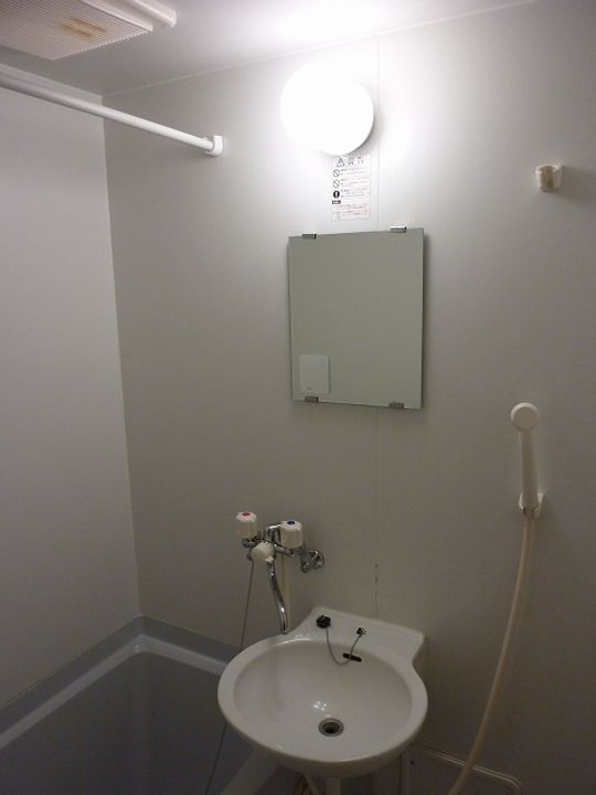 レオパレスドミール大和201の風呂