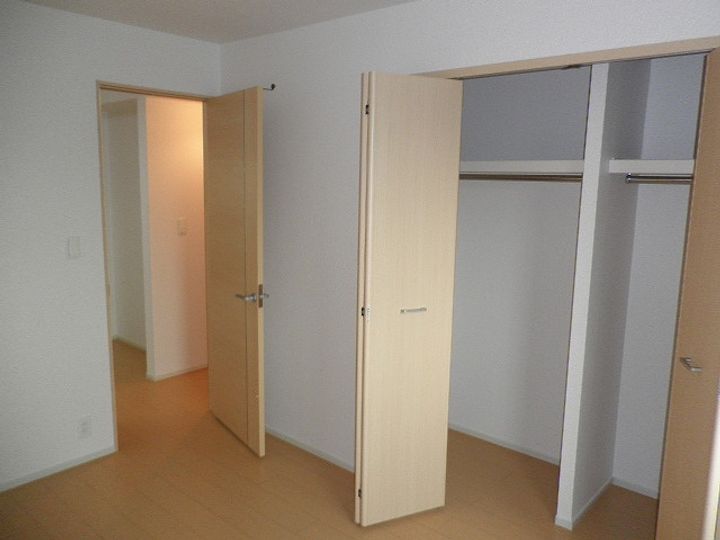 サンリット・プロムナードの居間