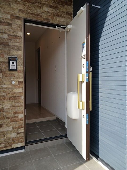 ベイサイドアクアAの玄関