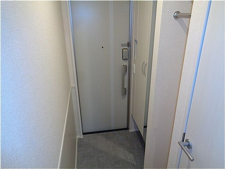 メゾン・デュ・シーニュⅢの玄関