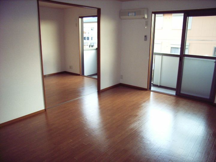 アルカイックシャトー 南館のその他画像