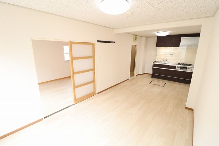 パークハイツIIの居間