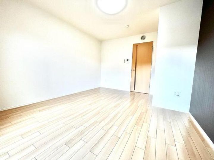 ハピネスの居間