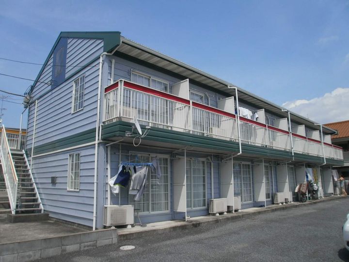 千葉県木更津市請西4丁目の賃貸アパートの外観