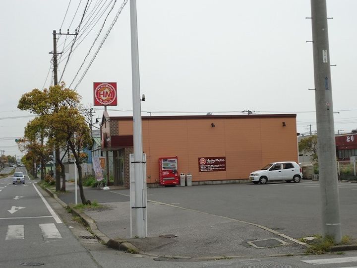 メゾン カルムの周辺