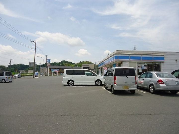 リヤン Ⅱの周辺