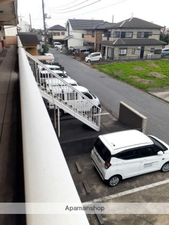 エム・ステージの周辺