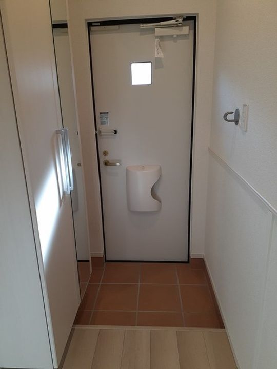 ルミネスⅢの玄関