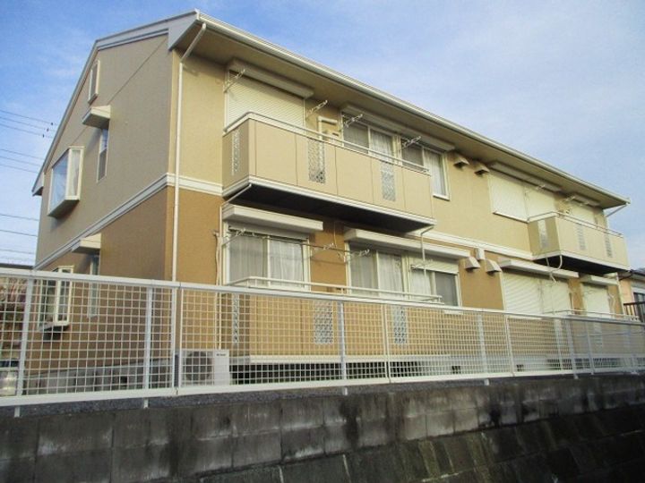 クレスト陽光台 A棟の外観