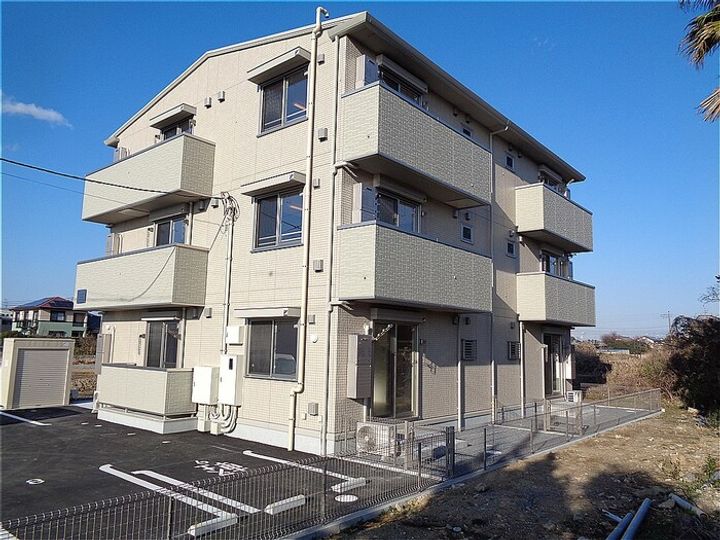 ワイズフォレストⅢ袖ヶ浦102の外観