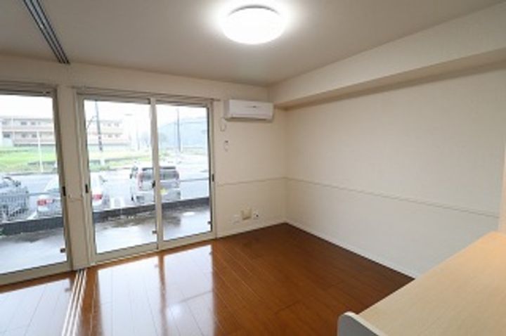 フロレスタ東館・西館 西館の居間