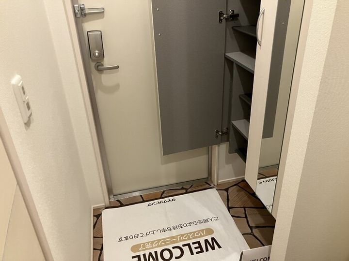 クレッシェンドの玄関