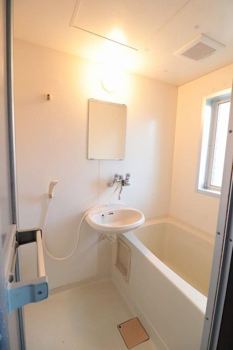 リバーサイド人見B-103の風呂