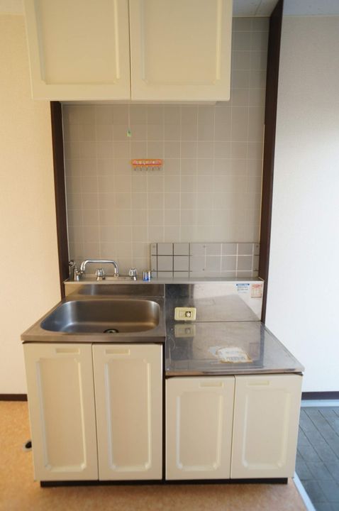 エスポワール清見台東103のキッチン