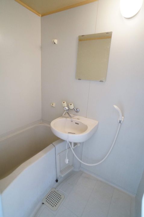 エスポワール清見台東103の風呂