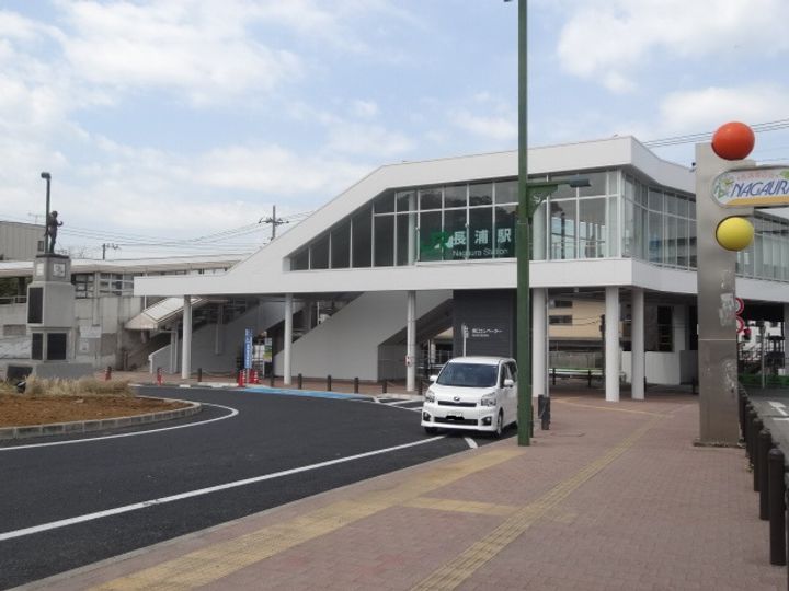 ヌーボイナリ金沢207の周辺