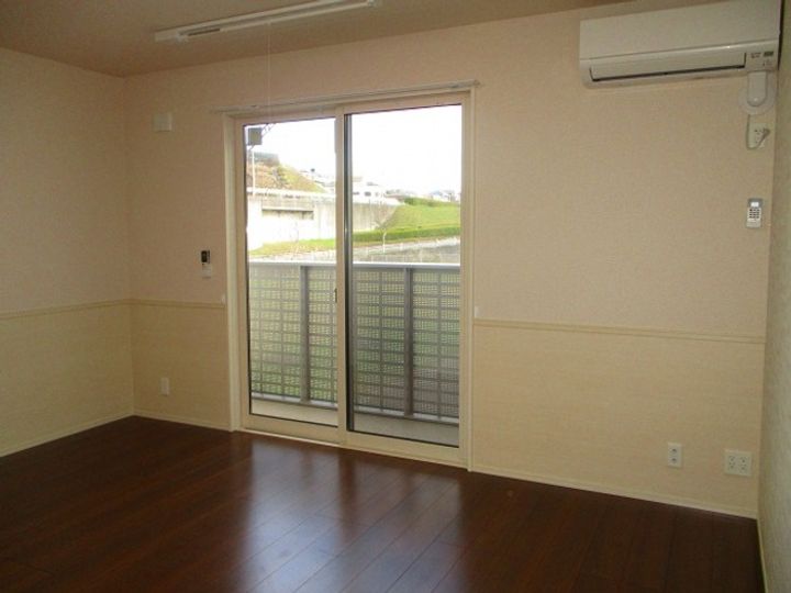 ヌーボイナリ金沢207の内装