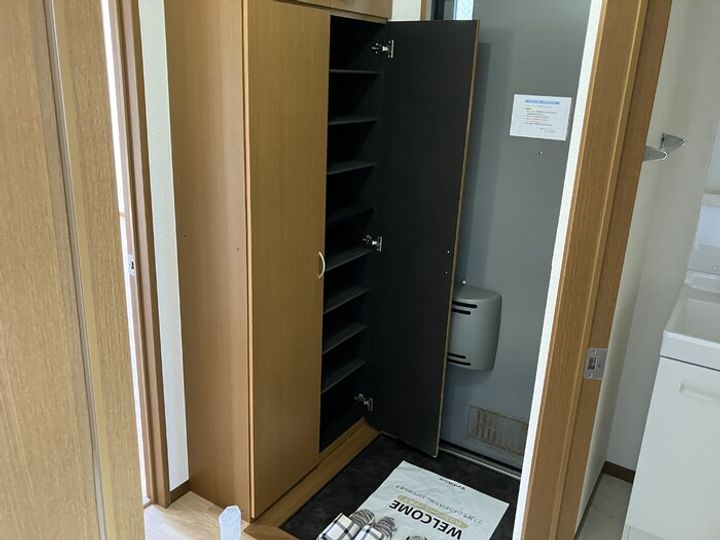 オーシャンヒルズ FGG303の玄関