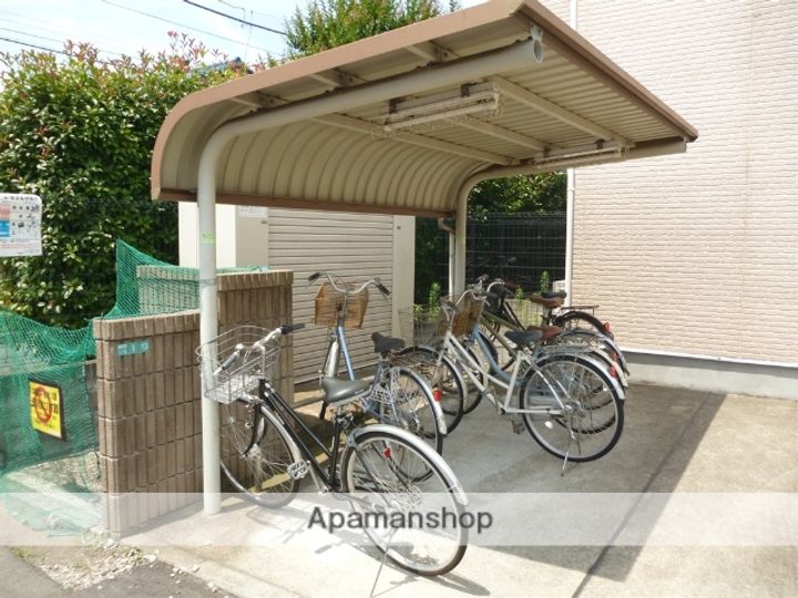 神奈川県相模原市南区相模大野5丁目の賃貸アパートの外観