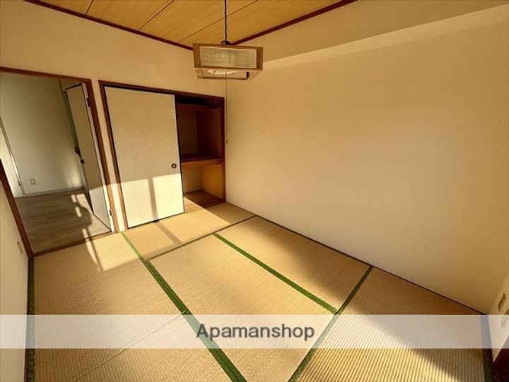 神奈川県相模原市南区上鶴間本町5丁目の賃貸マンションの内装