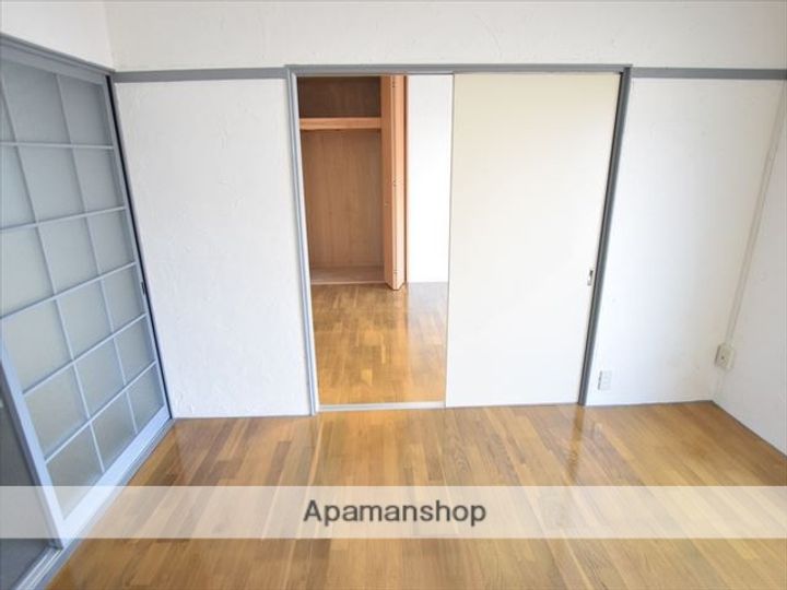 神奈川県相模原市中央区淵野辺本町3丁目の賃貸アパートの内装