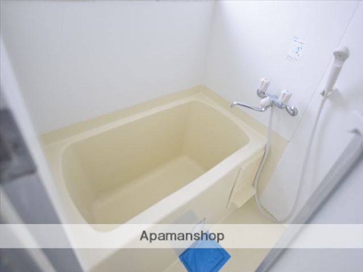 神奈川県相模原市中央区淵野辺本町3丁目の賃貸アパートの風呂