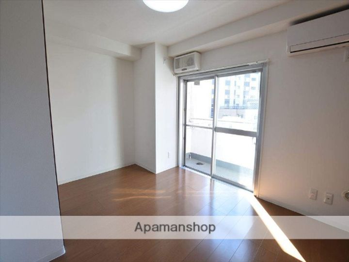 神奈川県相模原市南区松が枝町の賃貸マンションの居間