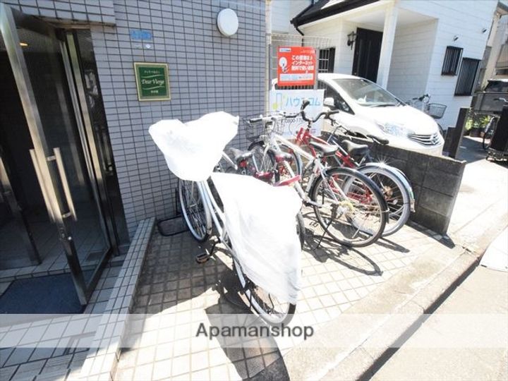 神奈川県大和市林間2丁目の賃貸マンションの外観